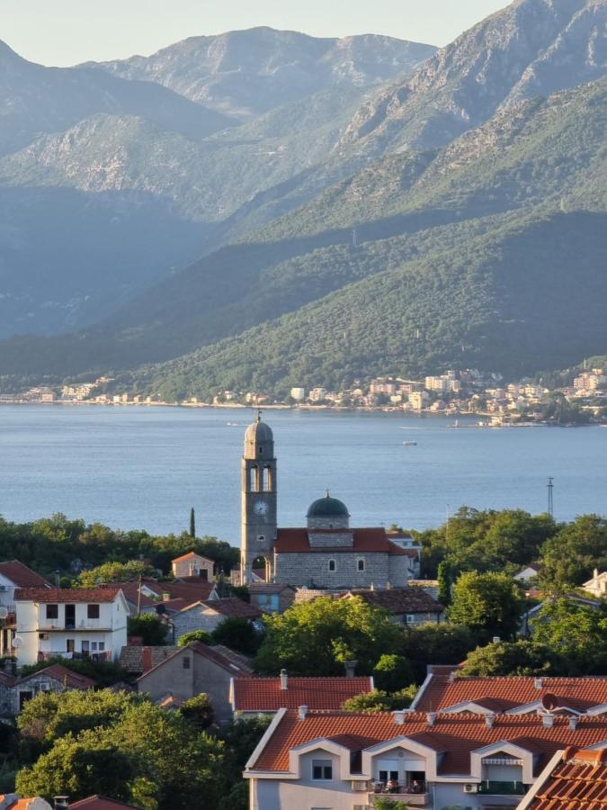 Apartments Vranes Tivat Exterior photo