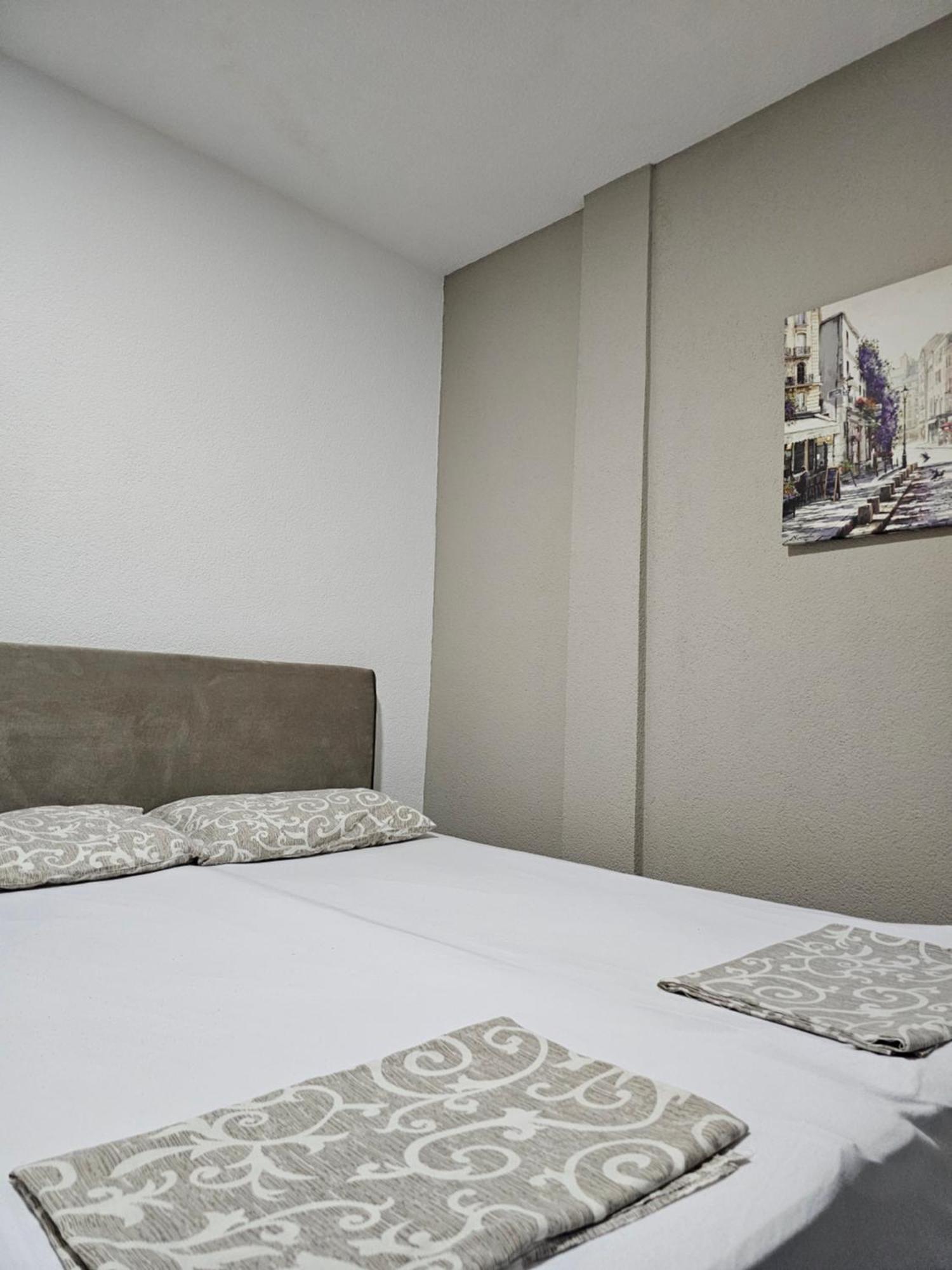 Apartments Vranes Tivat Exterior photo